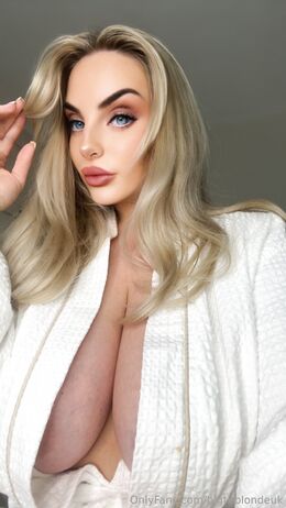 Big Tit Blonde