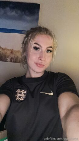 Astrid Wett 2